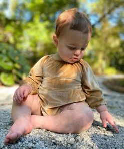 Baby Clothes Vignette Daisy Velvet Bubble