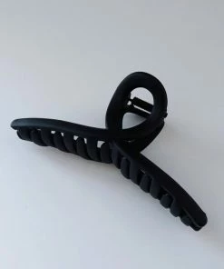 Brand new β€οΈ Britt's Bows Britty Claw Clip π 15 Britt's Bows Britty Claw Clip