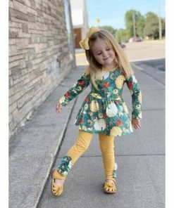 Girls Stella Bean Teal Pumpkin Pant Set